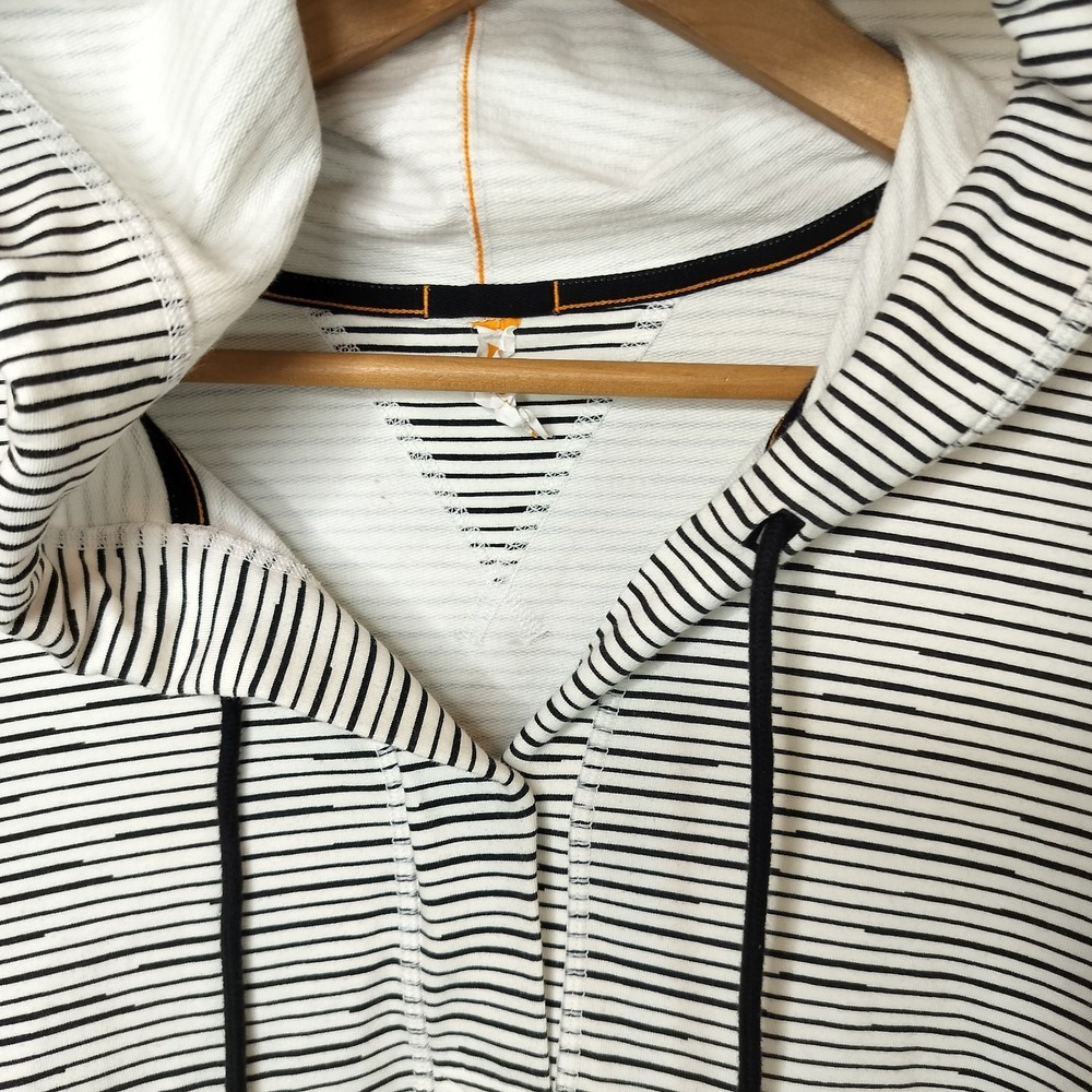 Lucy Active Striped Hoodie Small Cotton Blend Pouch Pocket - Picture 8 of 8